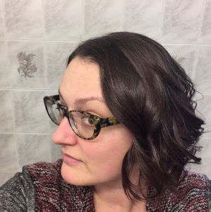 Meet your Posher, Danielle